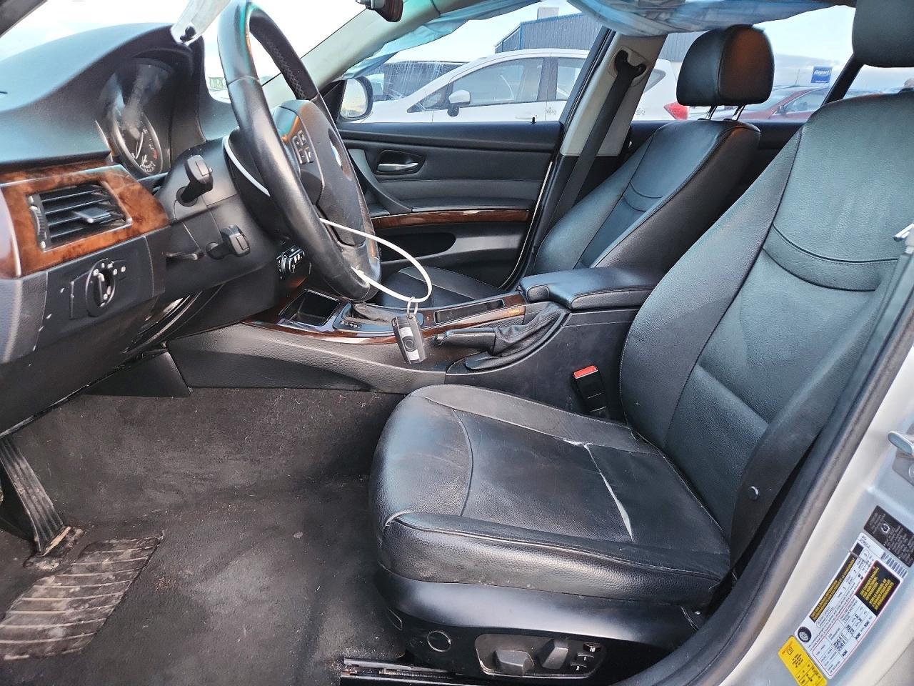 2011 BMW 3 SERIES