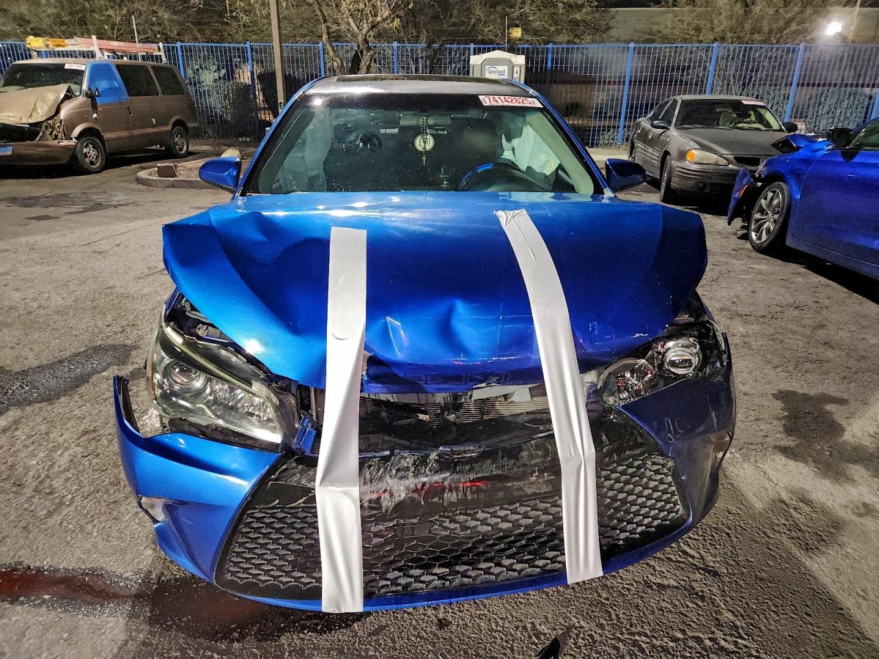 2016 TOYOTA CAMRY