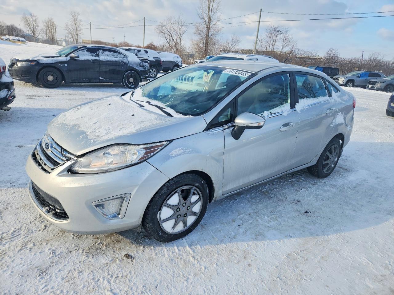 2013 FORD Fiesta