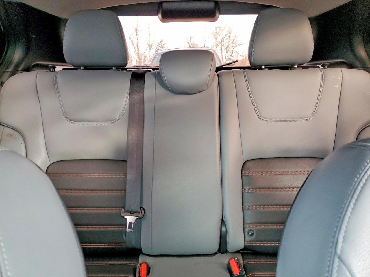 2023 NISSAN KICKS