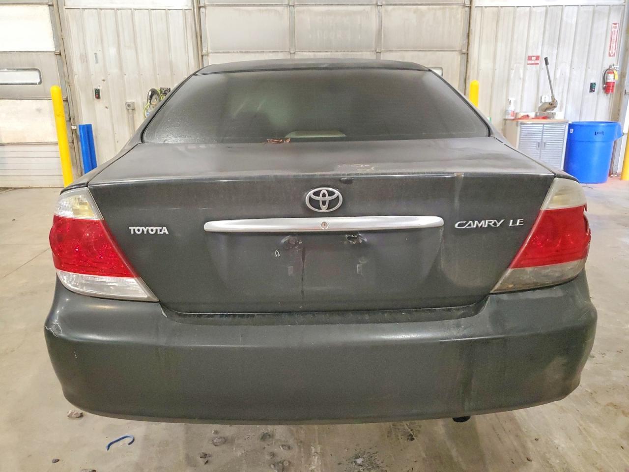 2005 TOYOTA CAMRY