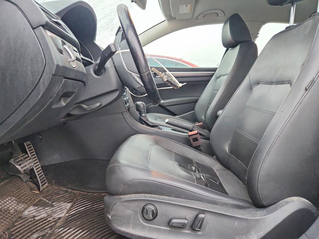 2018 VOLKSWAGEN Passat