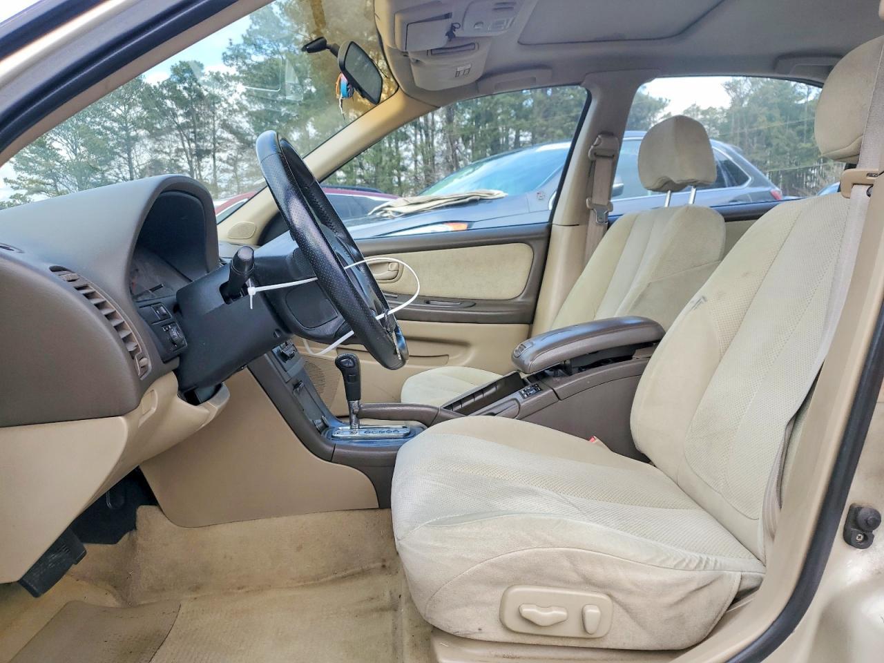2000 NISSAN Maxima