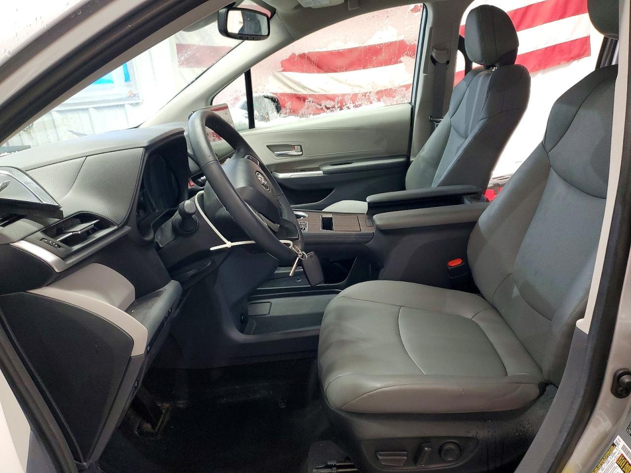 2023 TOYOTA SIENNA