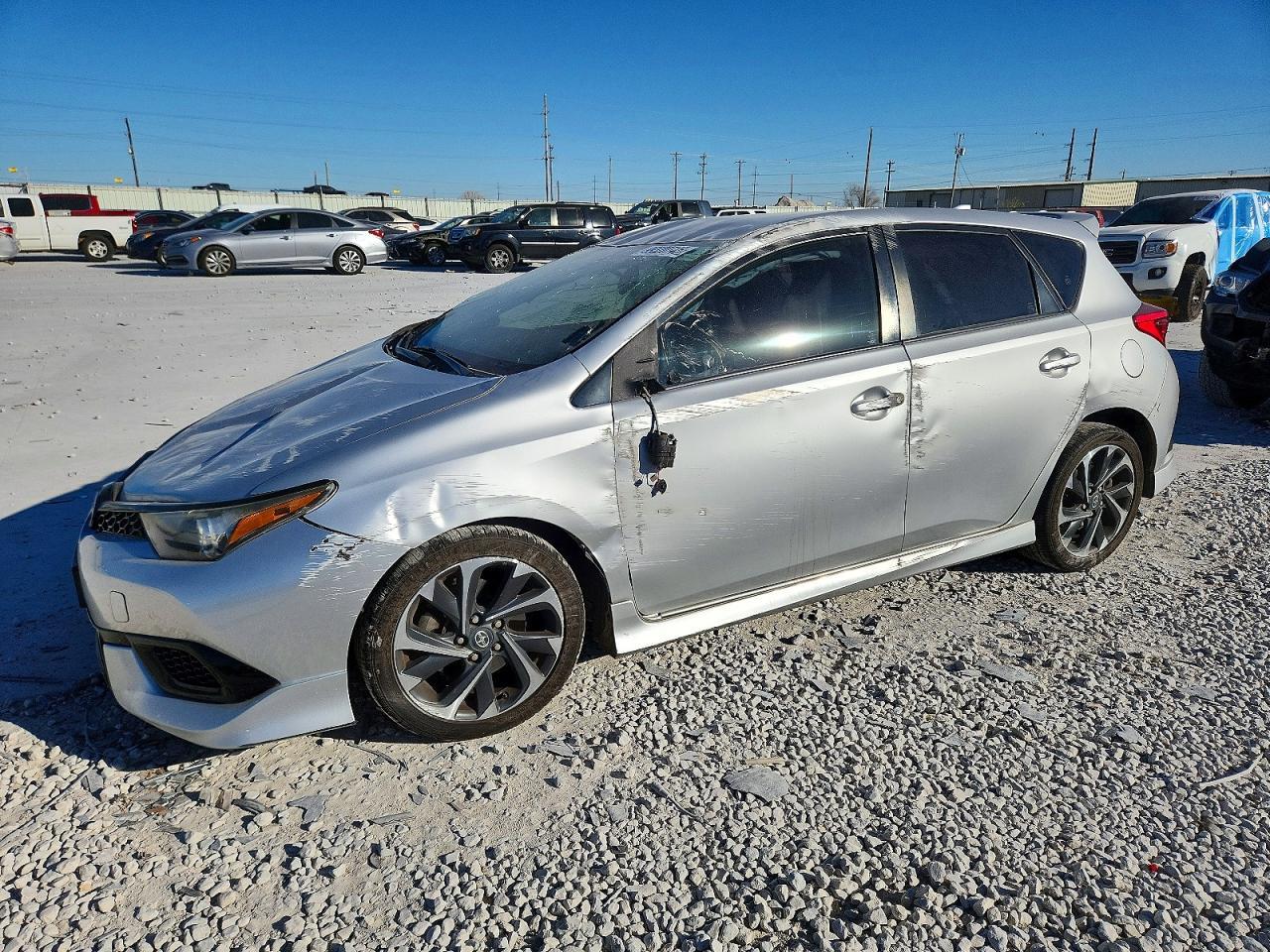 2016 TOYOTA SCION