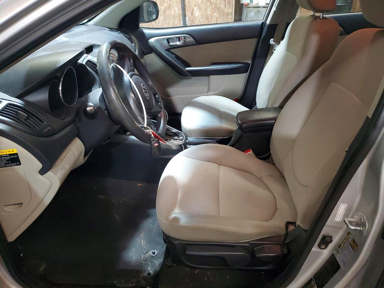 2013 KIA FORTE