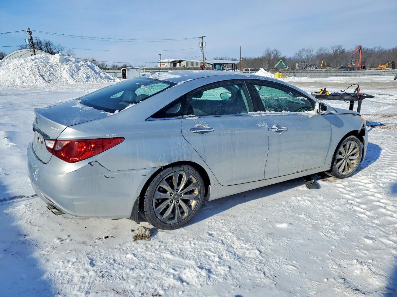 2011 HYUNDAI SONATA