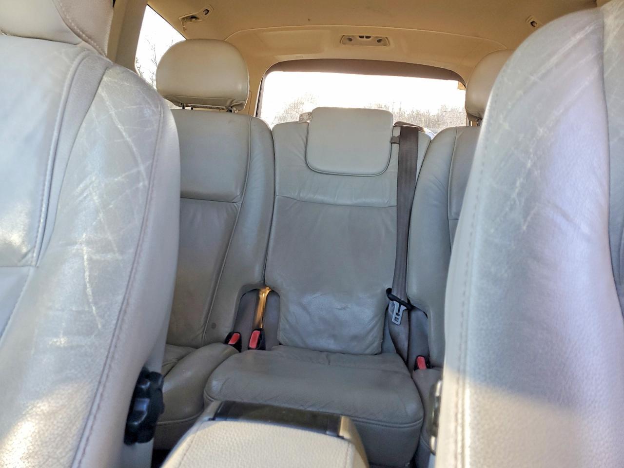 2011 VOLVO XC90