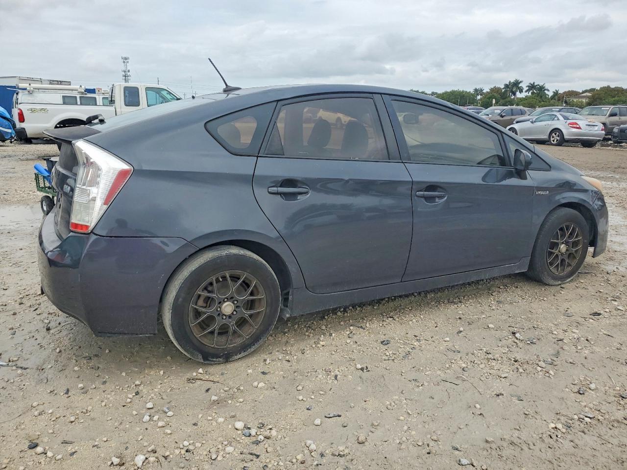 2010 TOYOTA PRIUS