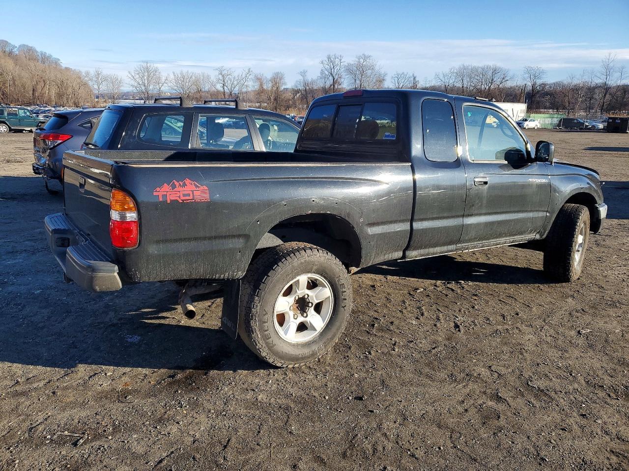 2003 TOYOTA TACOMA