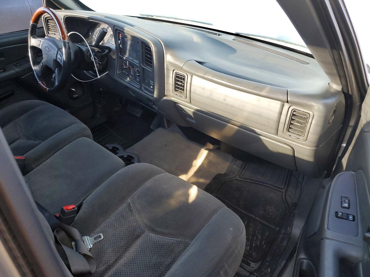 2004 CHEVROLET Silverado