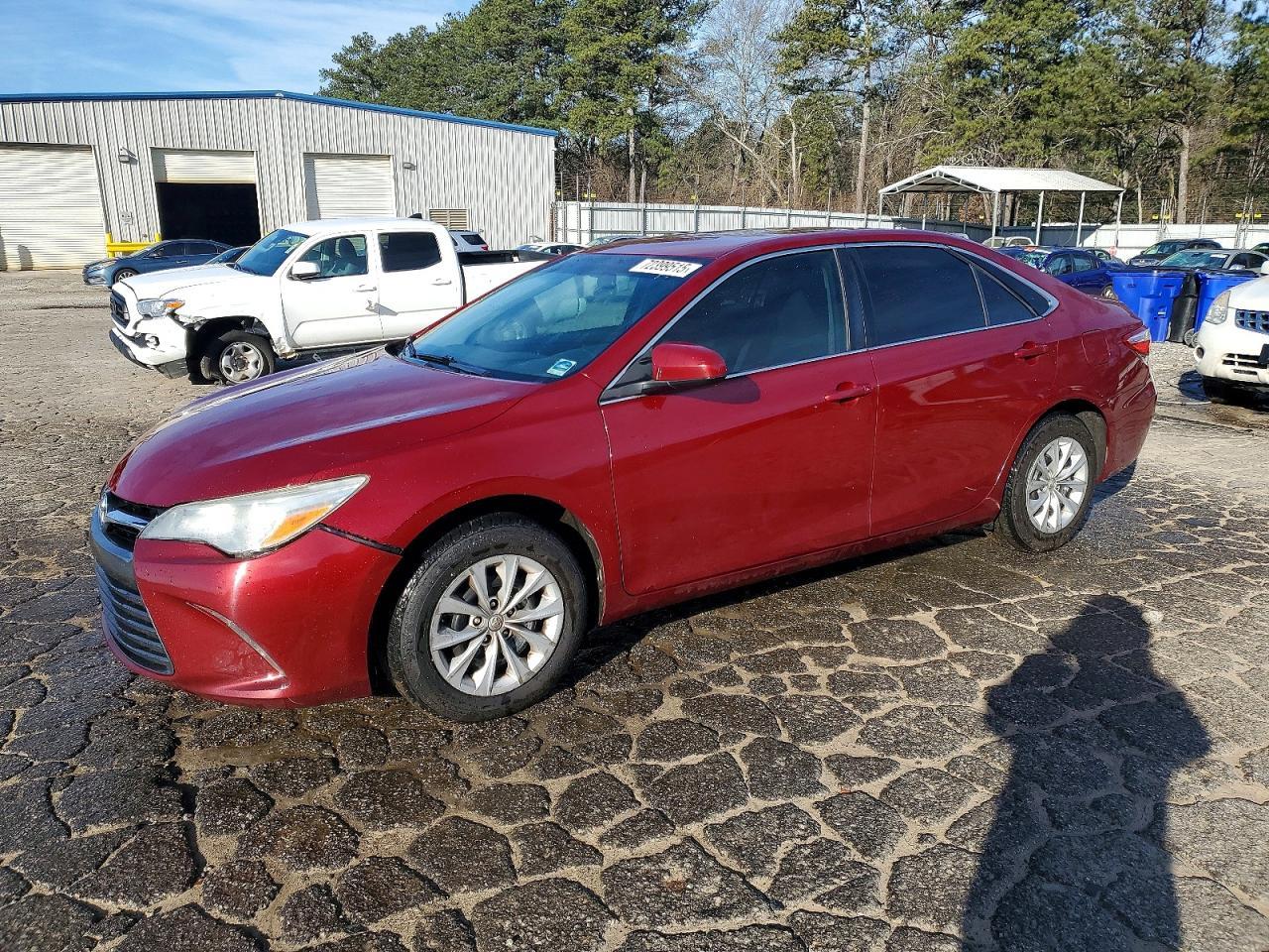 2017 TOYOTA CAMRY