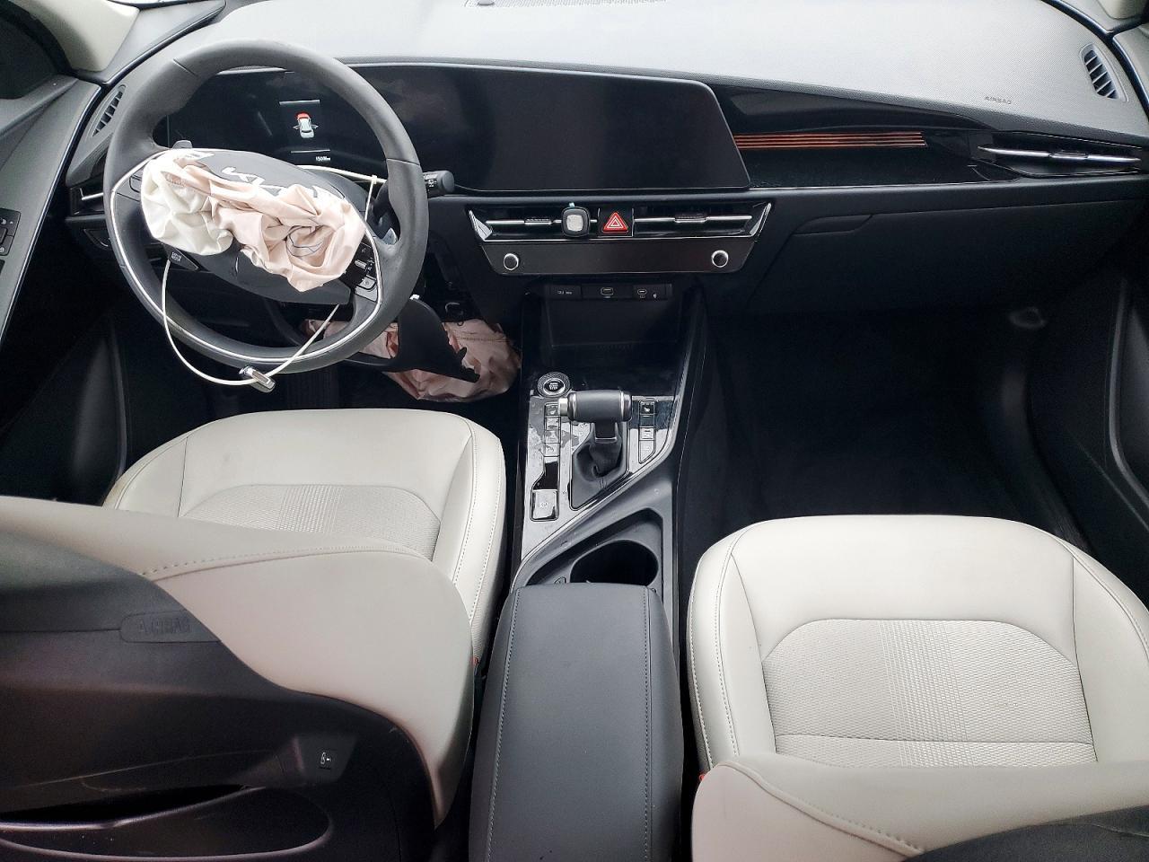 2025 KIA Niro