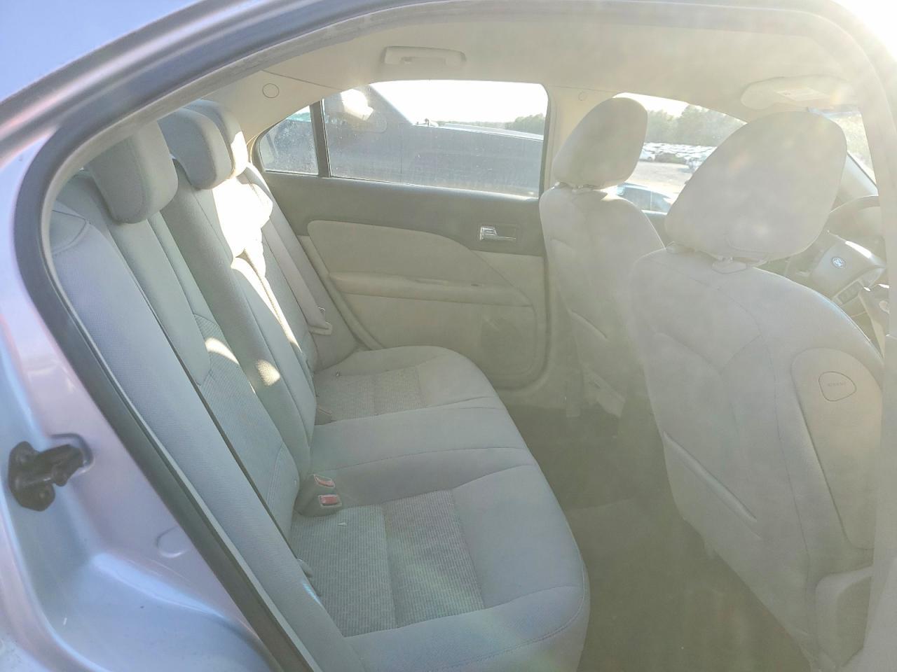 2010 FORD FUSION