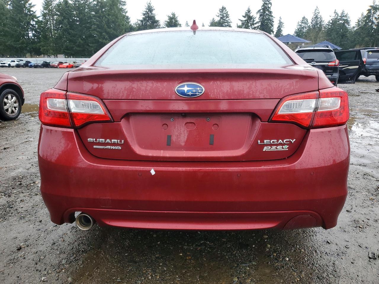 2017 SUBARU Legacy
