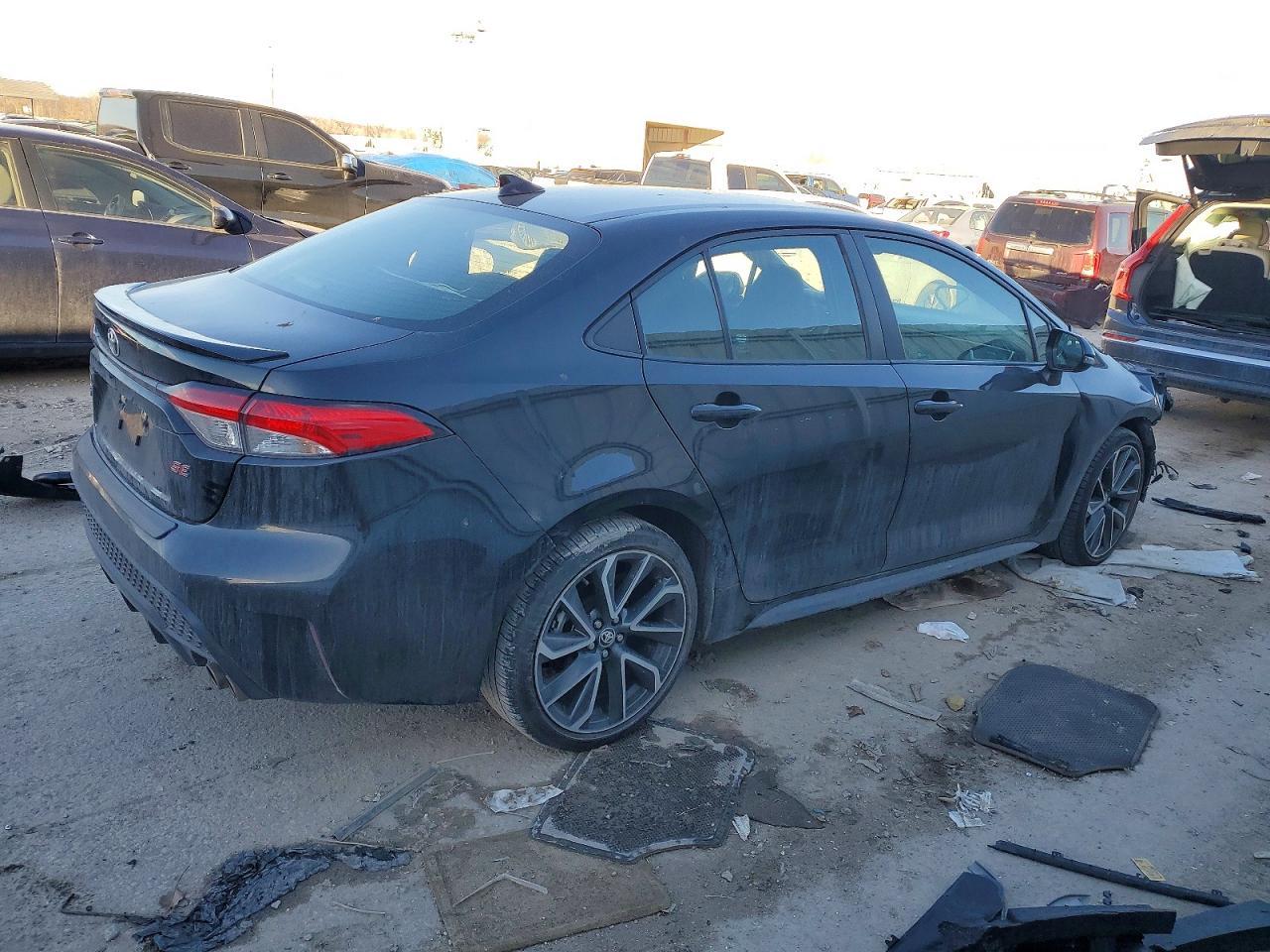 2022 TOYOTA COROLLA