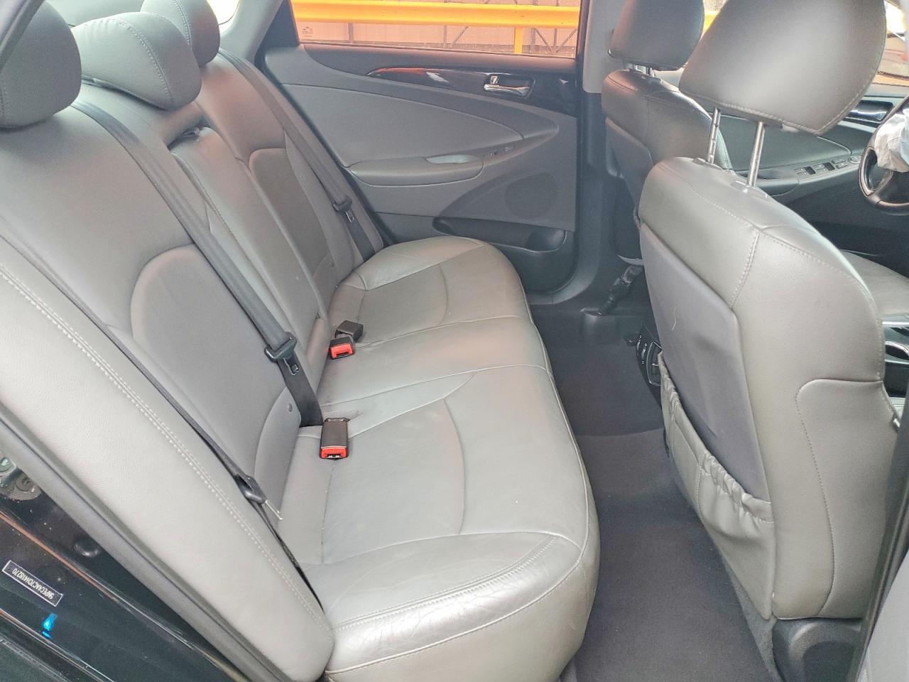 2012 HYUNDAI SONATA