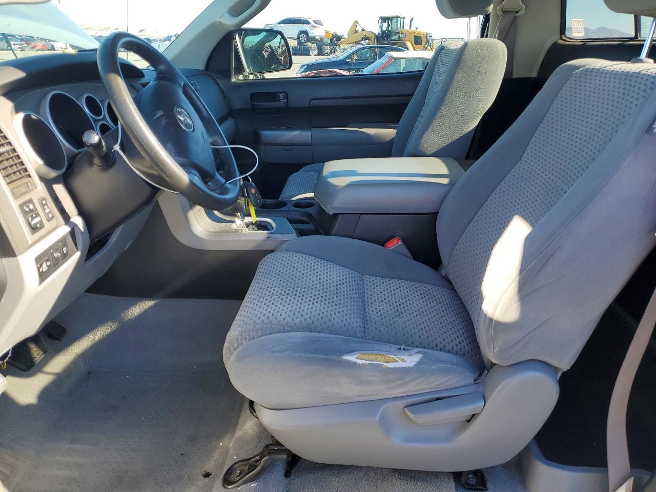 2010 TOYOTA TUNDRA