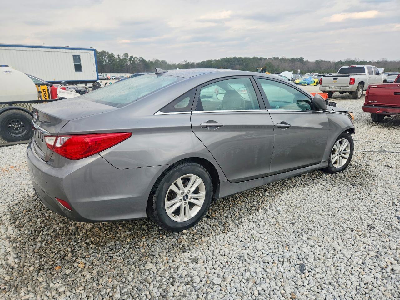 2014 HYUNDAI SONATA