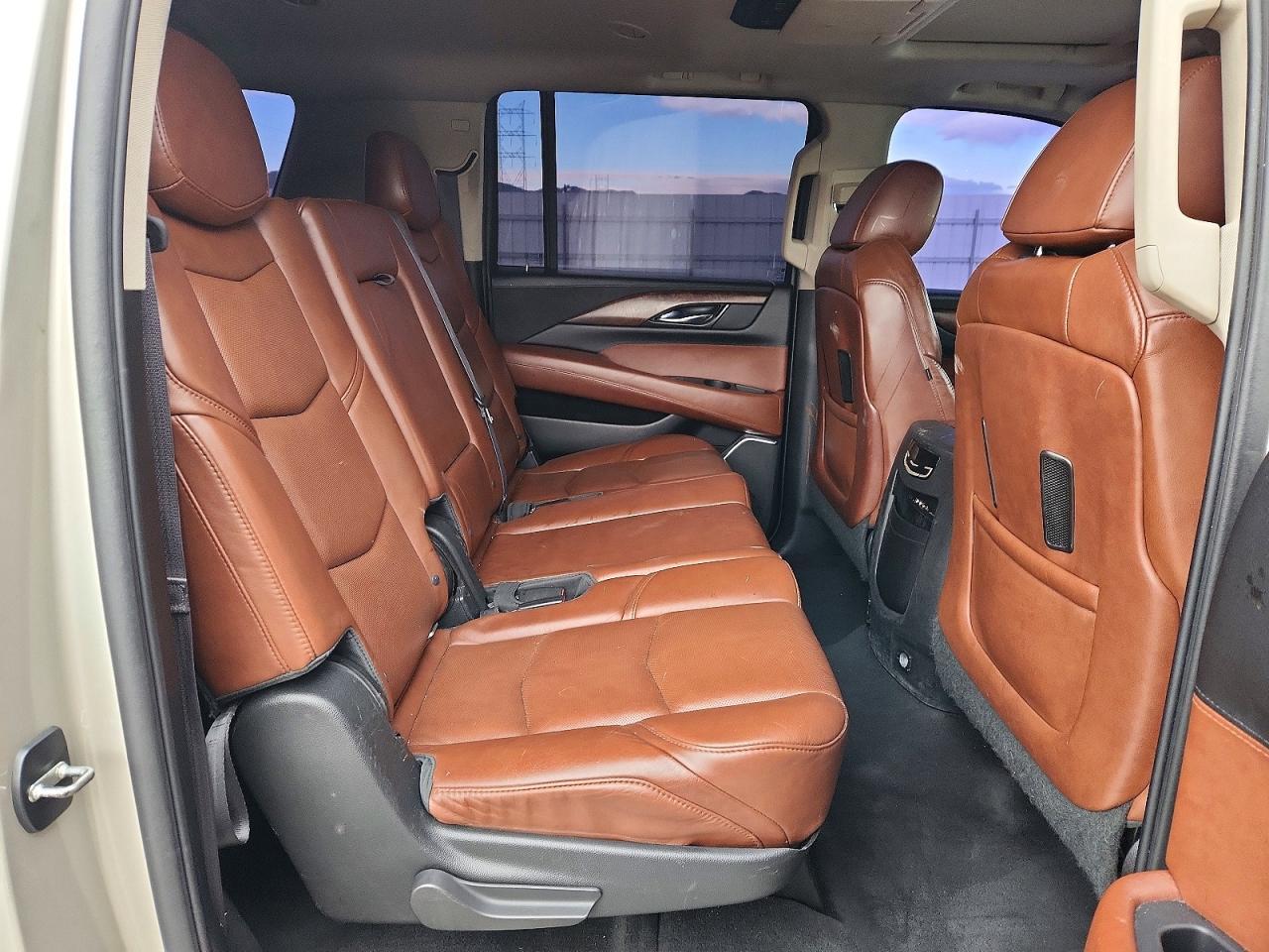 2015 CADILLAC Escalade ESV