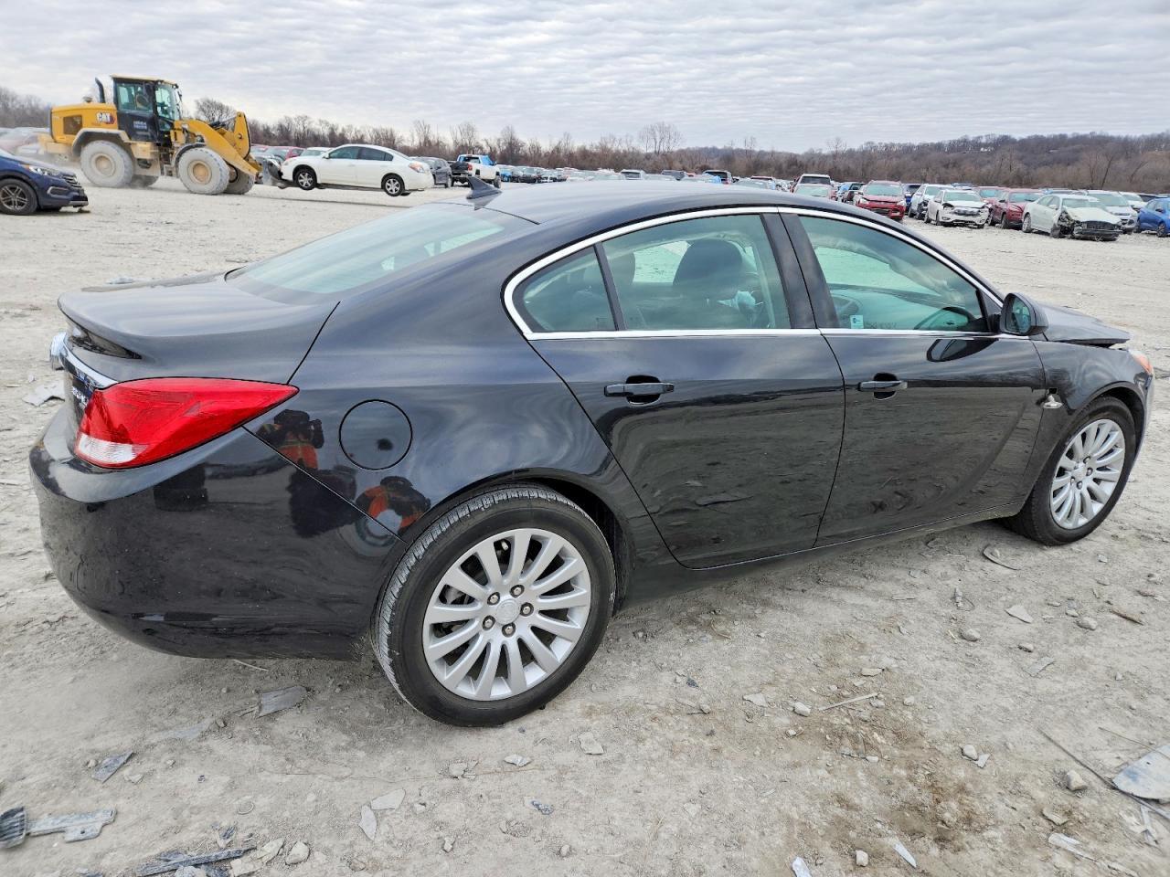 2011 BUICK Regal