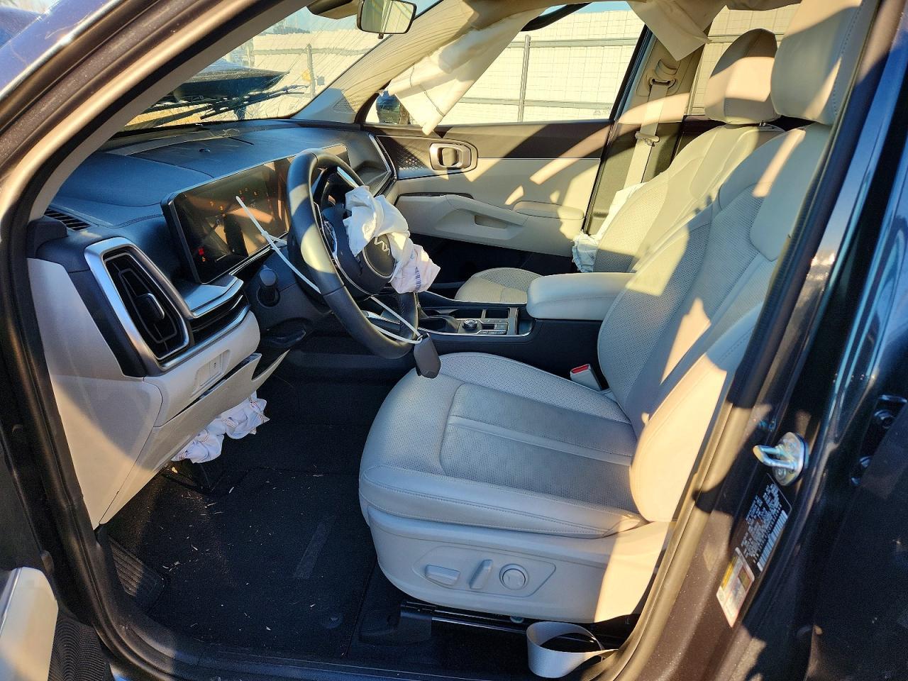 2025 KIA SORENTO