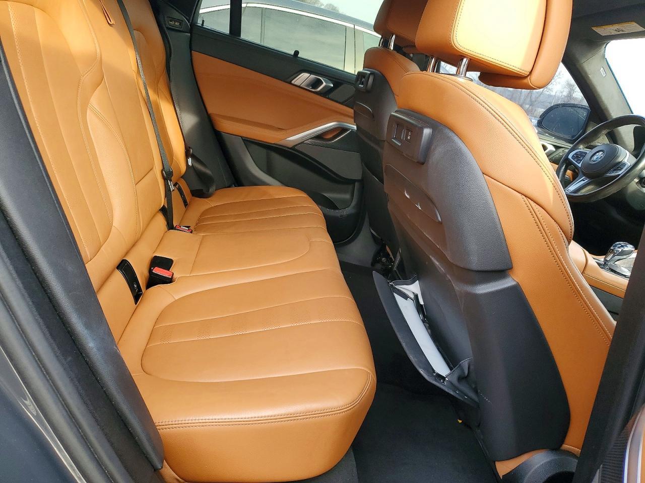 2022 BMW X6