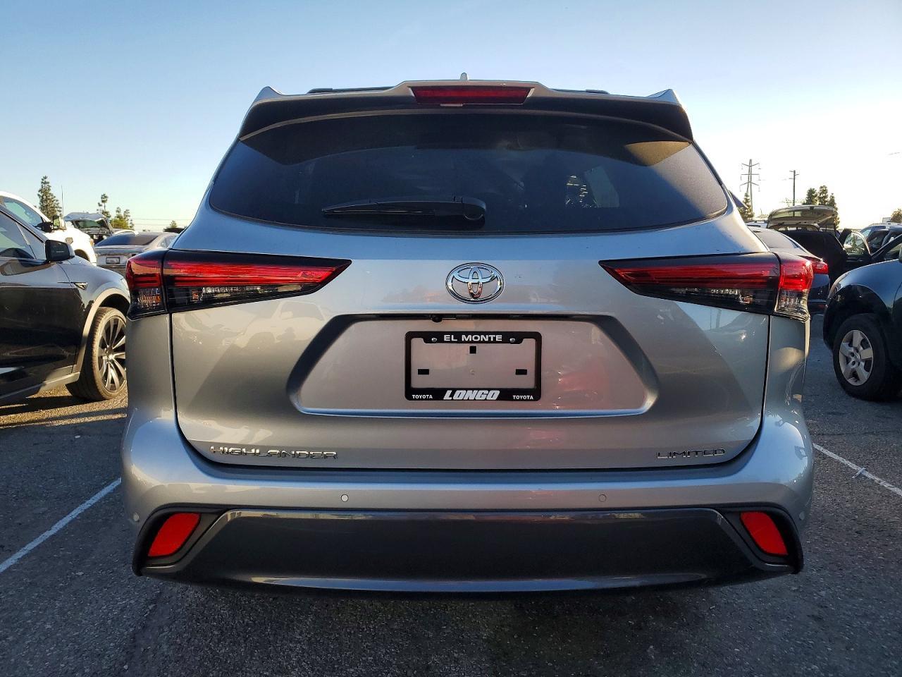 2023 TOYOTA HIGHLANDER