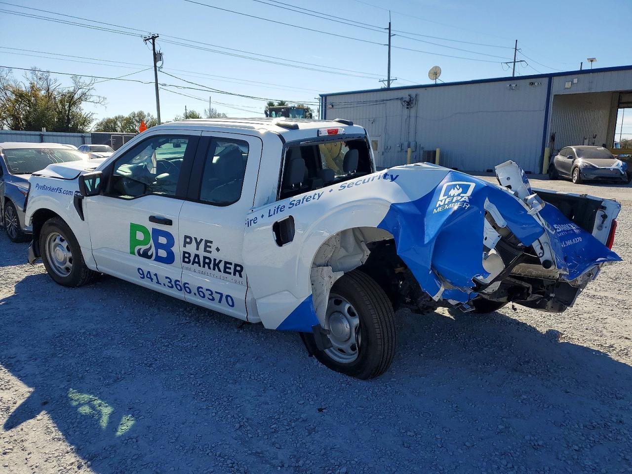 2025 FORD F-150 Lightning