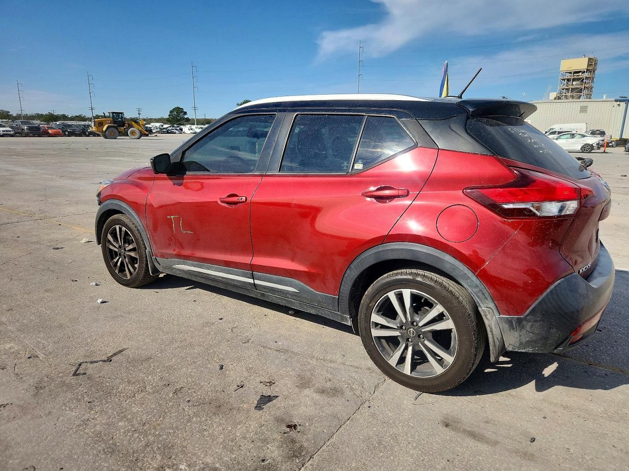 2019 NISSAN KICKS