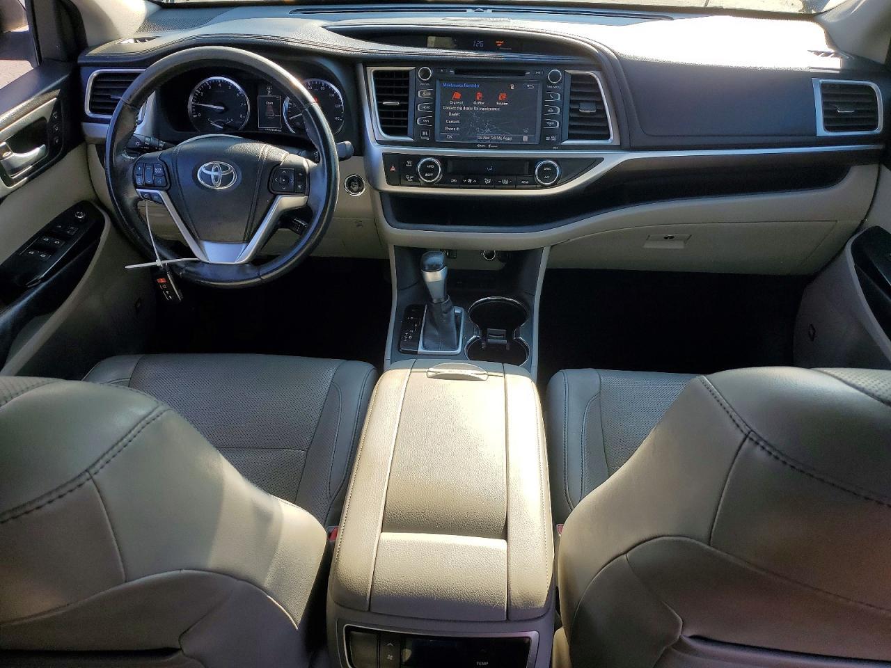 2014 TOYOTA HIGHLANDER