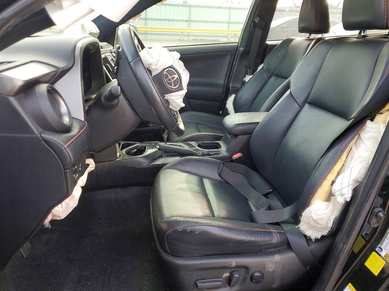 2016 TOYOTA RAV4