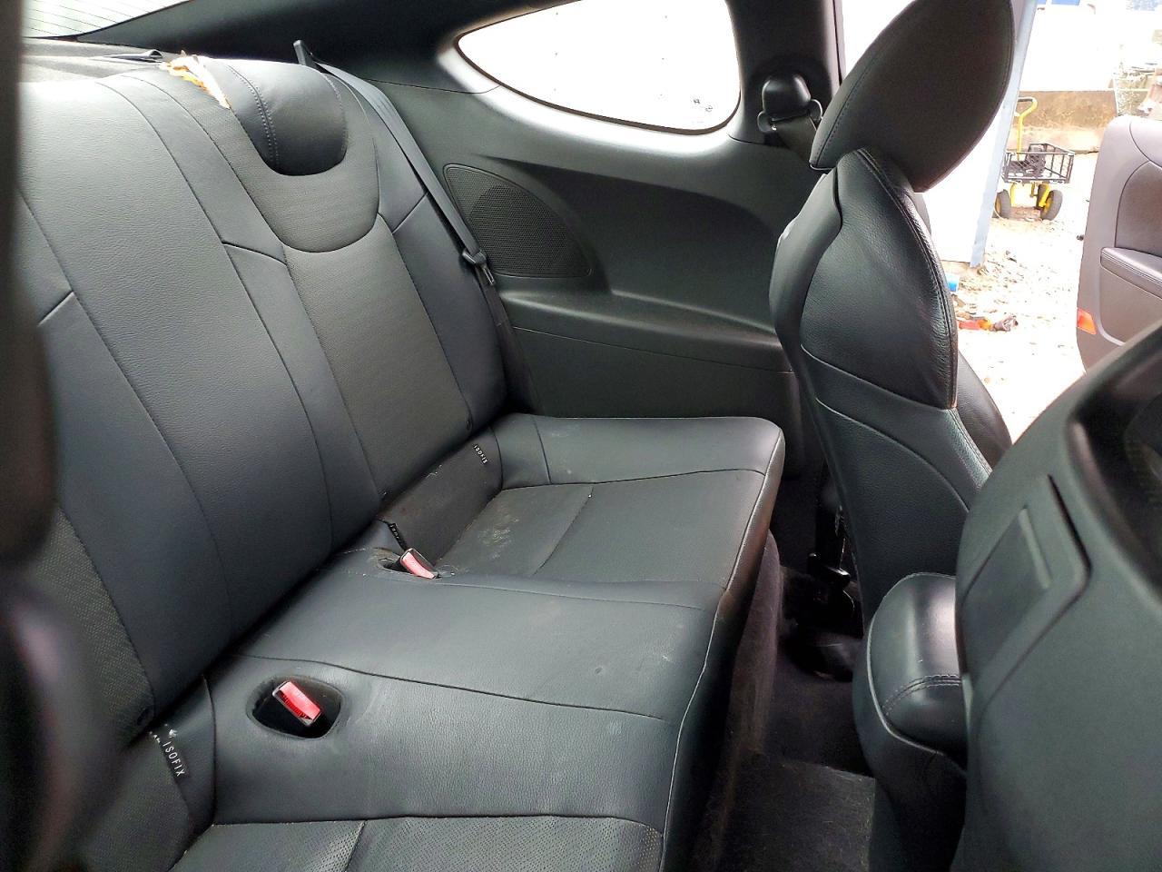 2013 HYUNDAI GENESIS