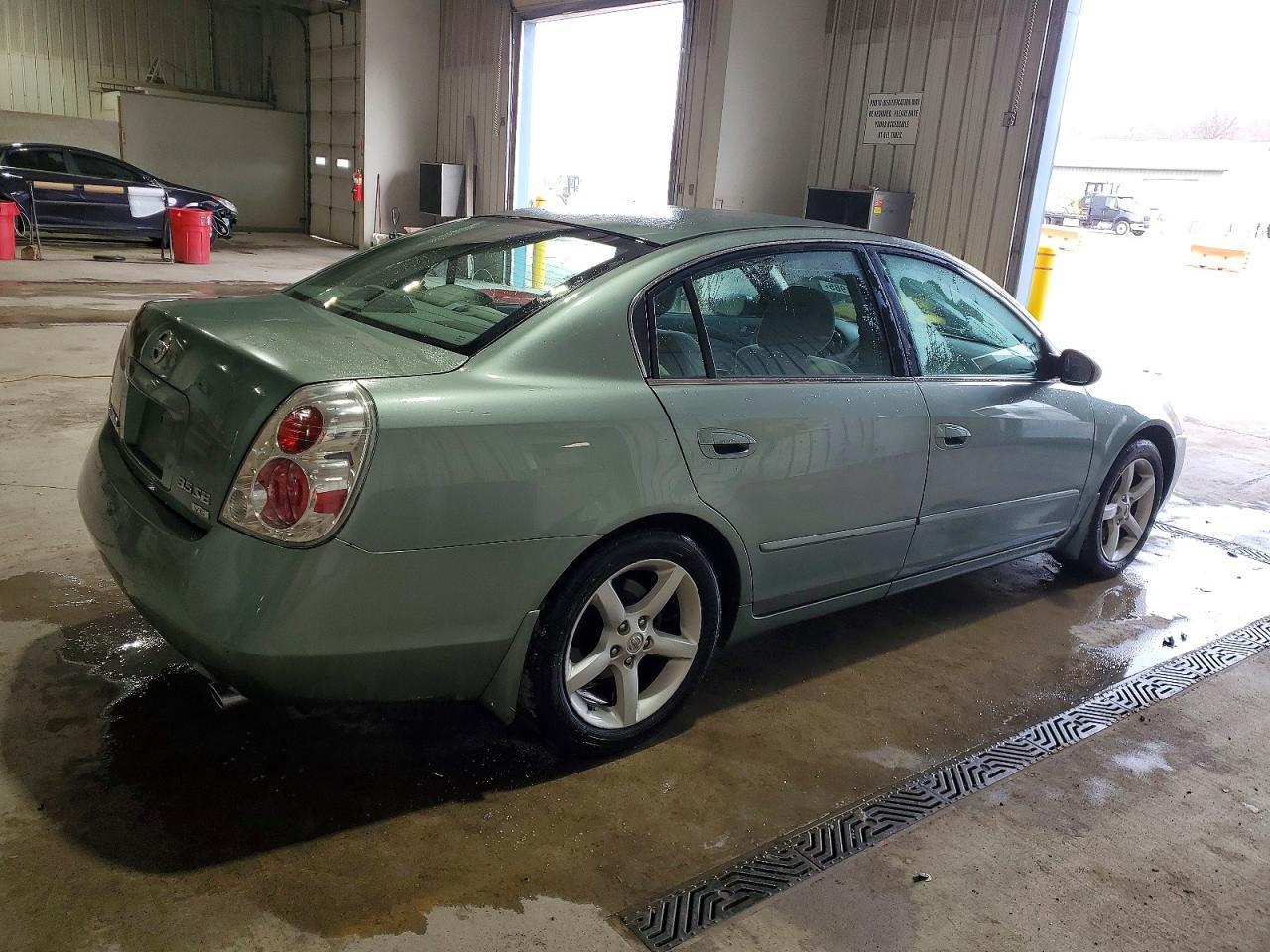 2005 NISSAN ALTIMA