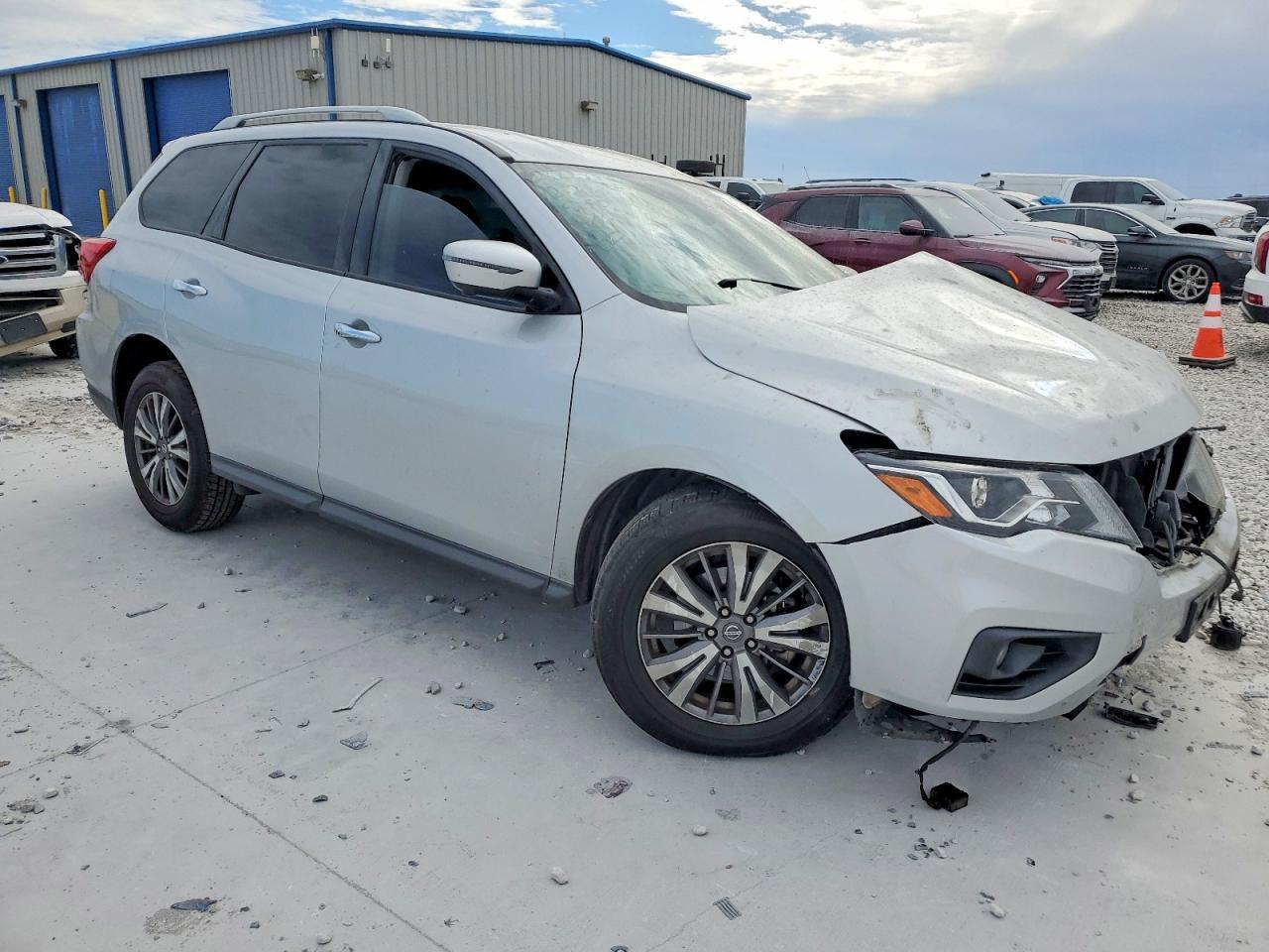 2019 NISSAN PATHFINDER