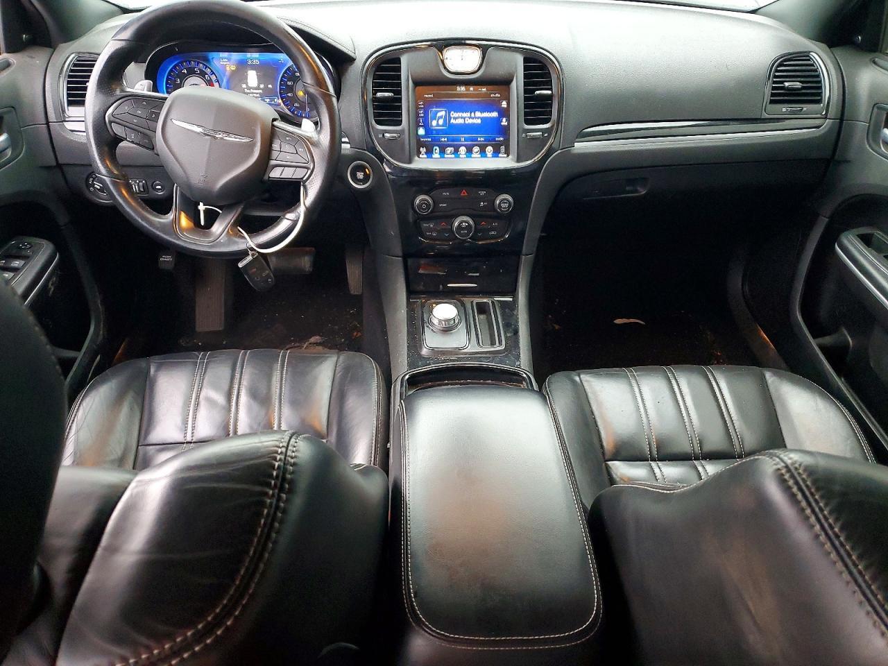 2019 CHRYSLER 300