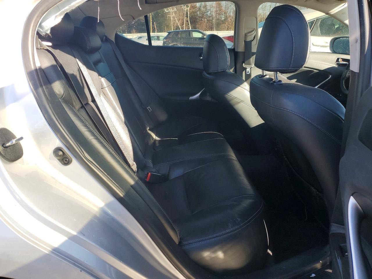 2012 LEXUS IS 250