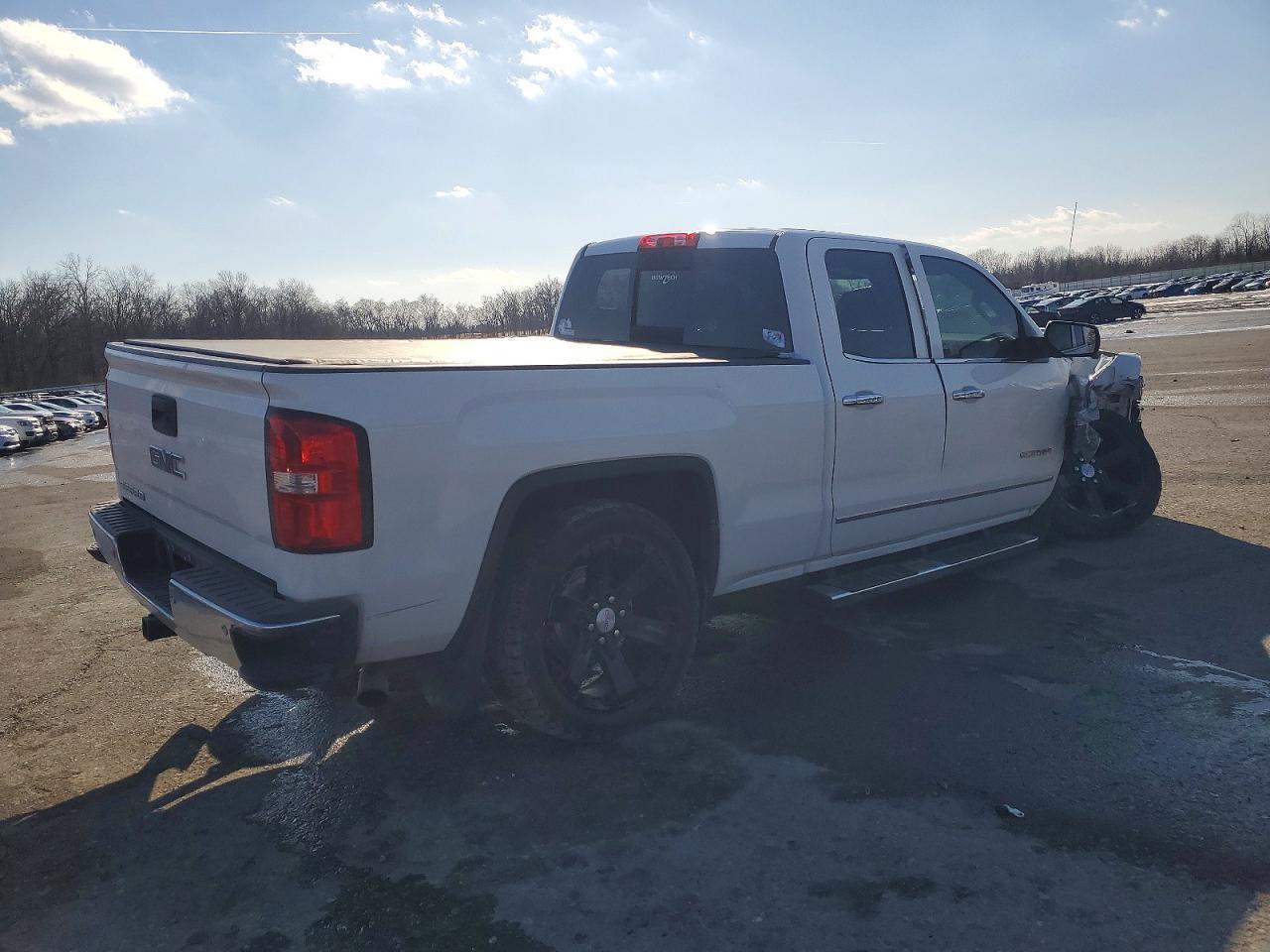 2015 GMC Sierra