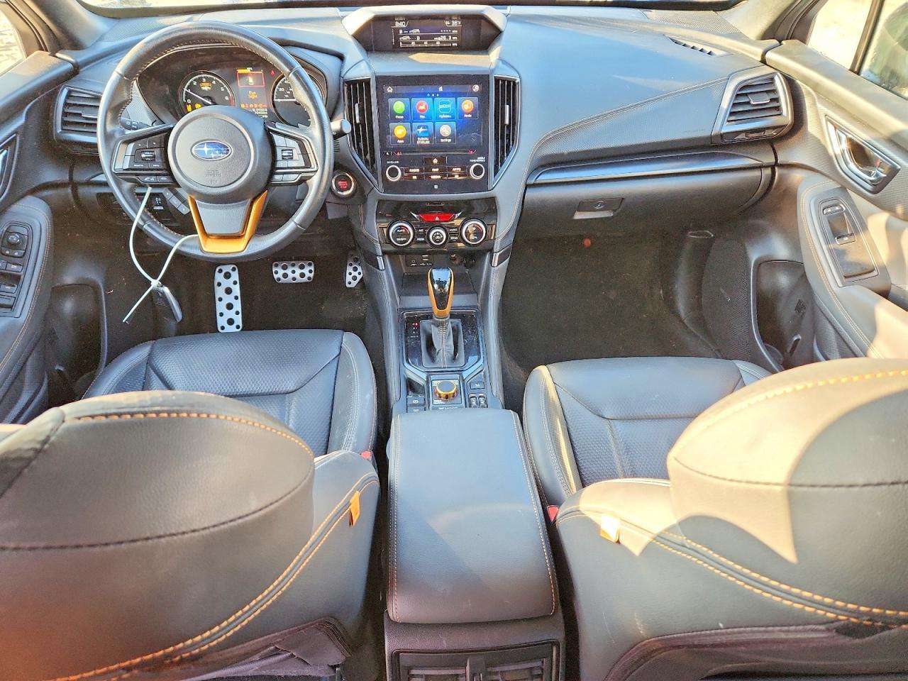 2022 SUBARU FORESTER