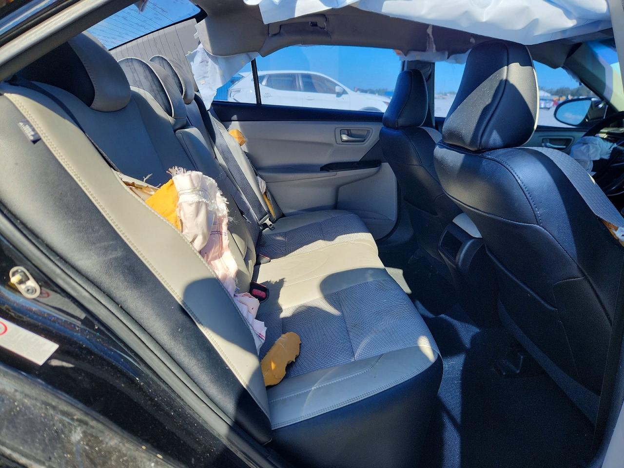 2017 TOYOTA CAMRY