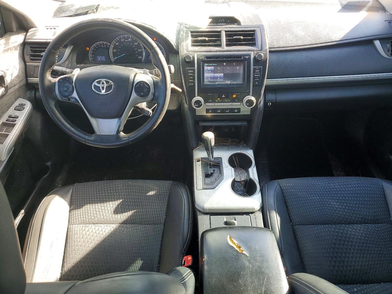 2014 TOYOTA CAMRY