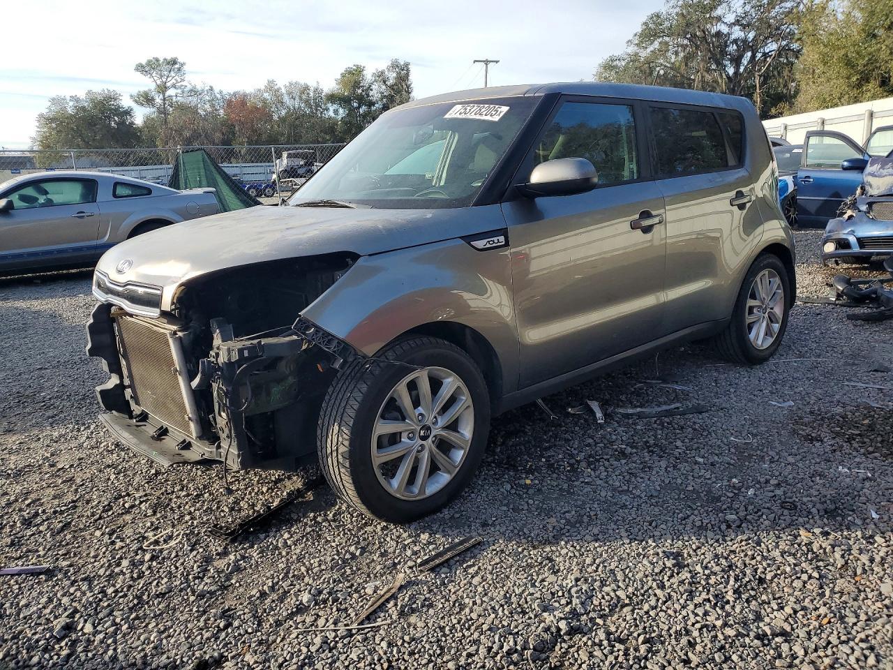 2017 KIA SOUL