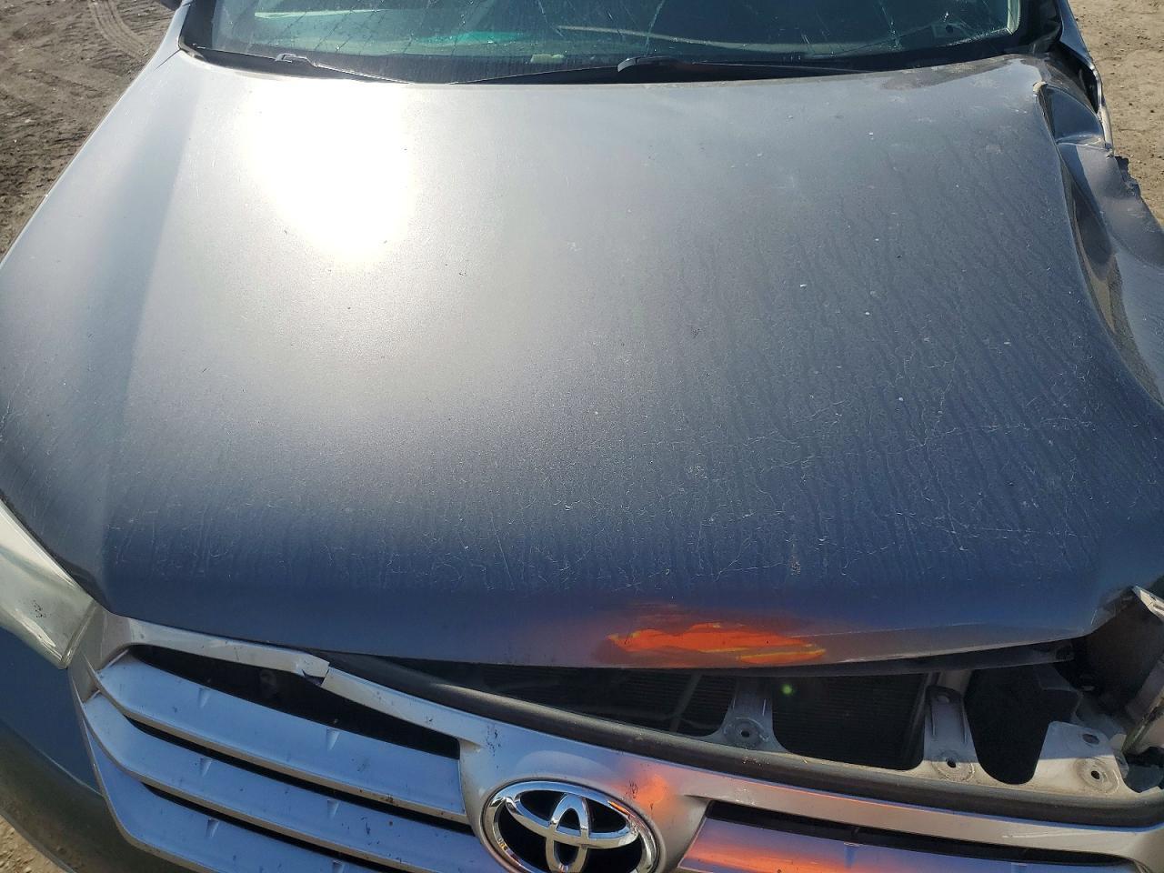 2013 TOYOTA HIGHLANDER