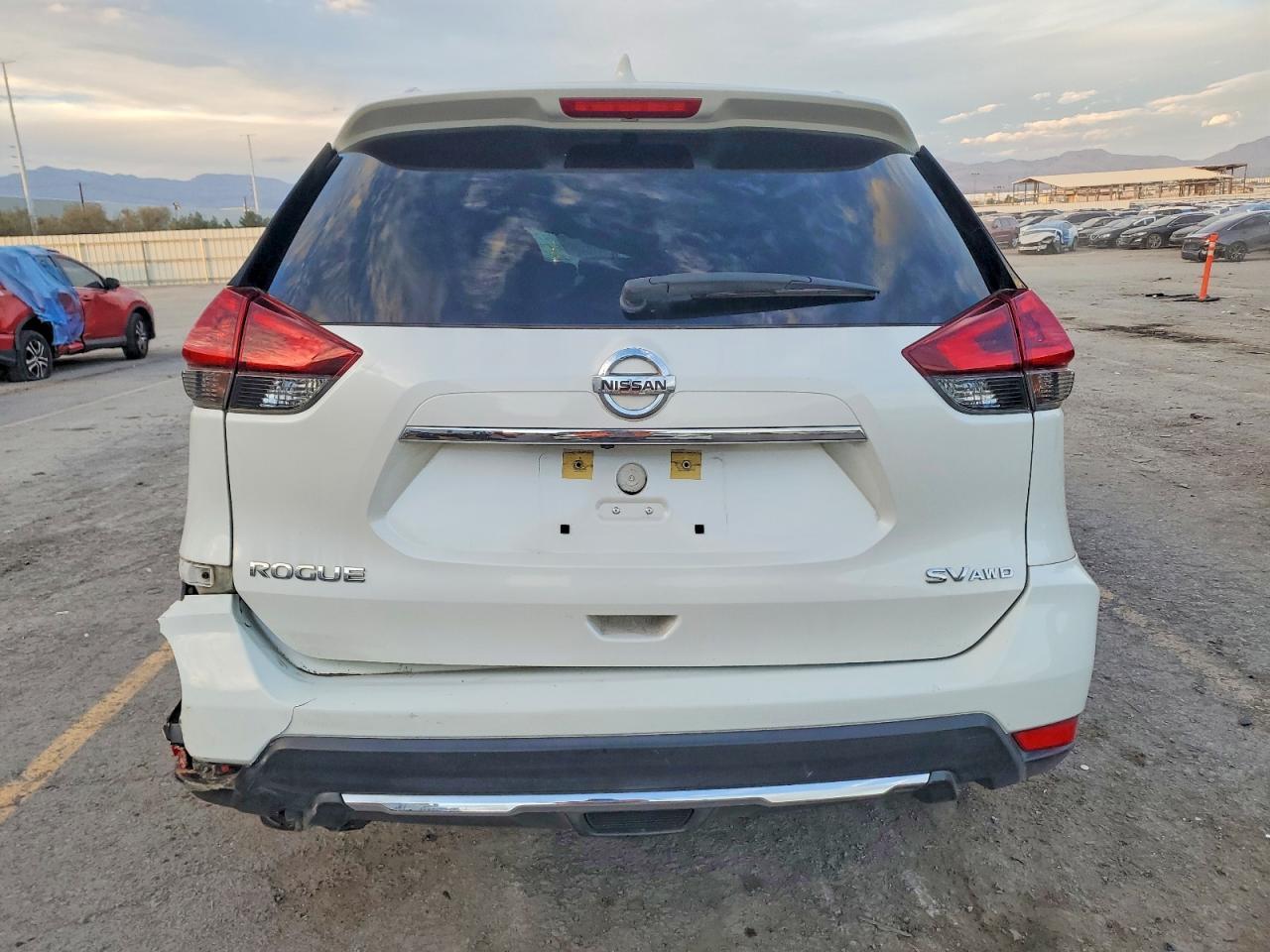 2018 NISSAN ROGUE