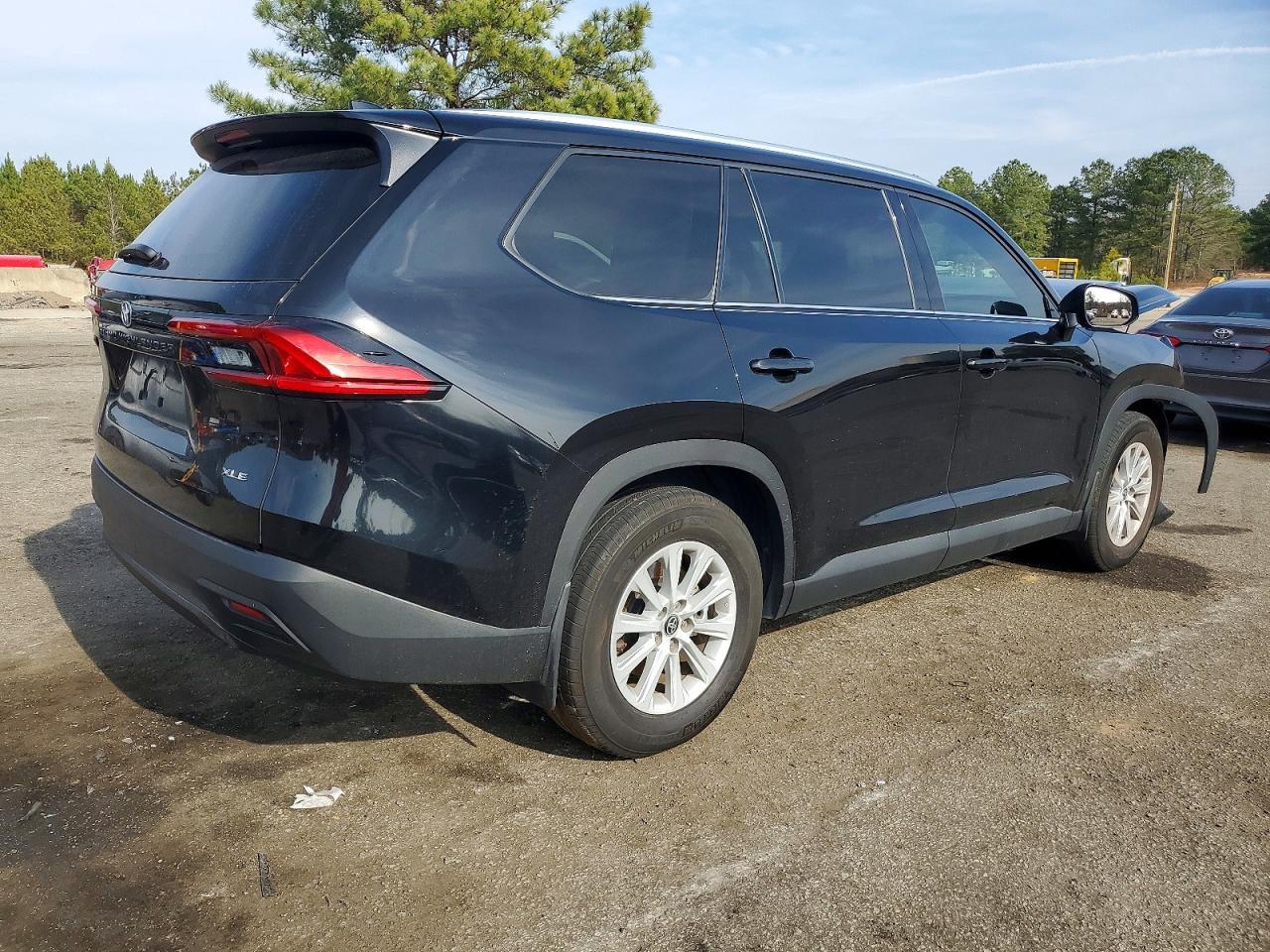 2024 TOYOTA HIGHLANDER