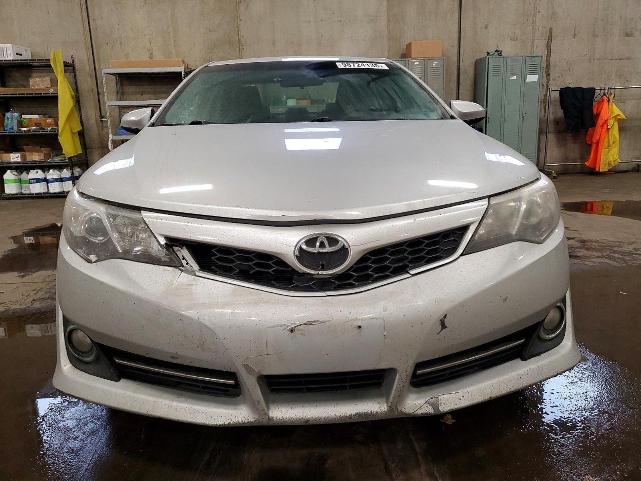 2014 TOYOTA CAMRY