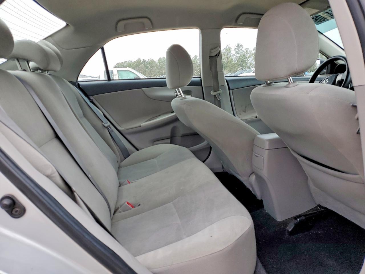 2012 TOYOTA COROLLA