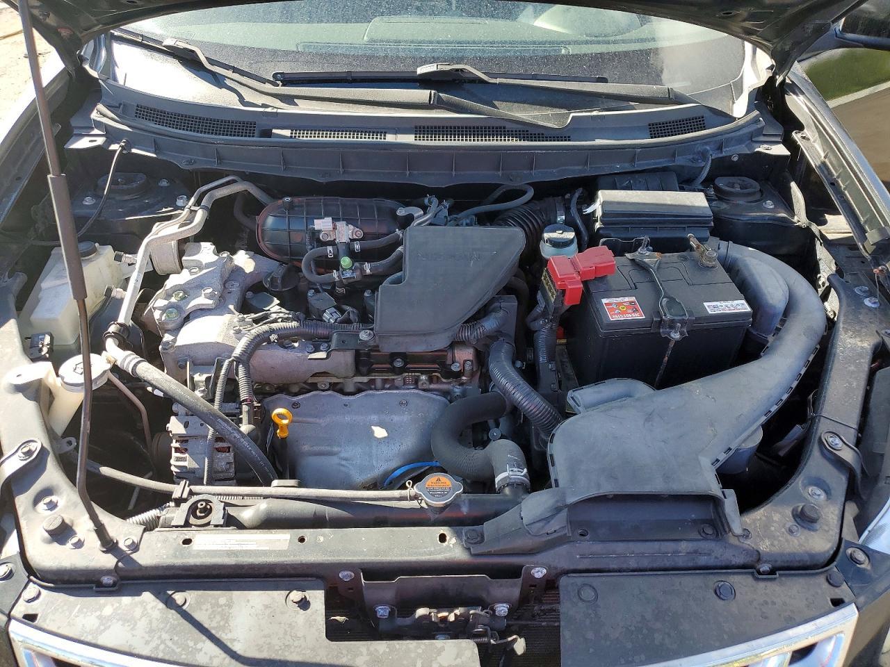 2015 NISSAN ROGUE