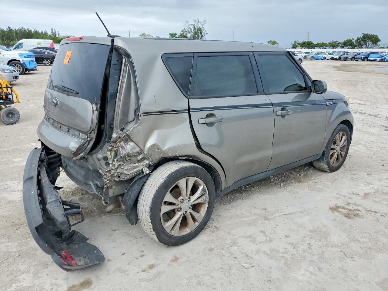 2015 KIA SOUL