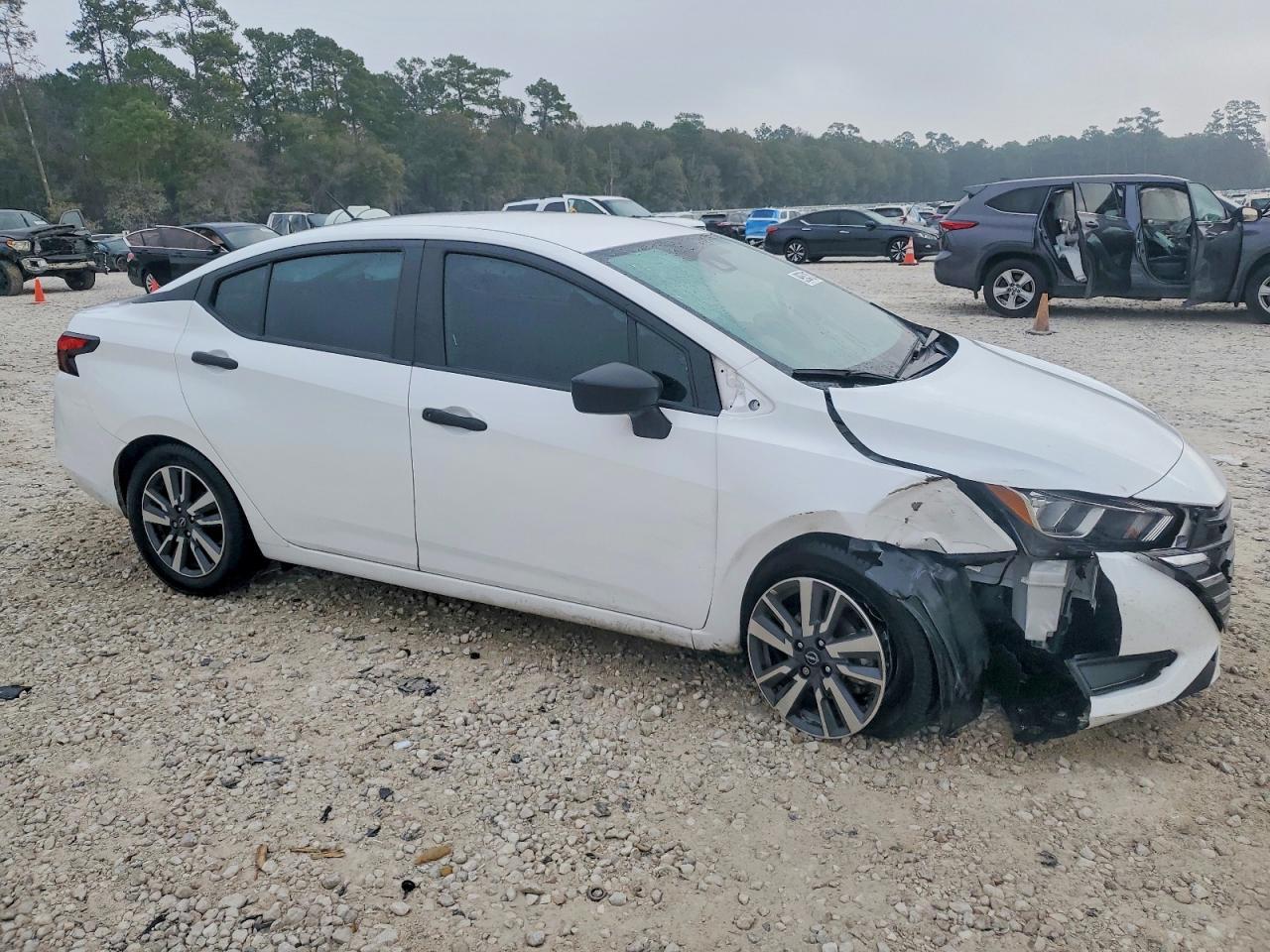 2023 NISSAN VERSA
